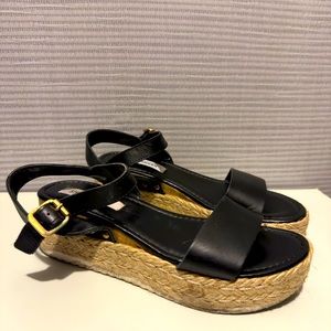 Used Steve Madden wedges size 8